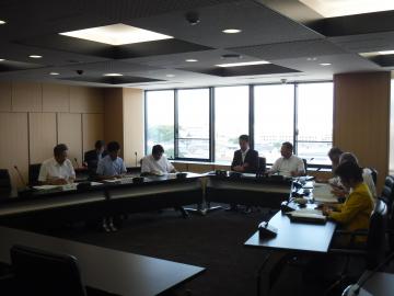 会派代表者会議の様子